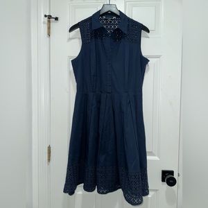Great condition! Navy sleeveless dress